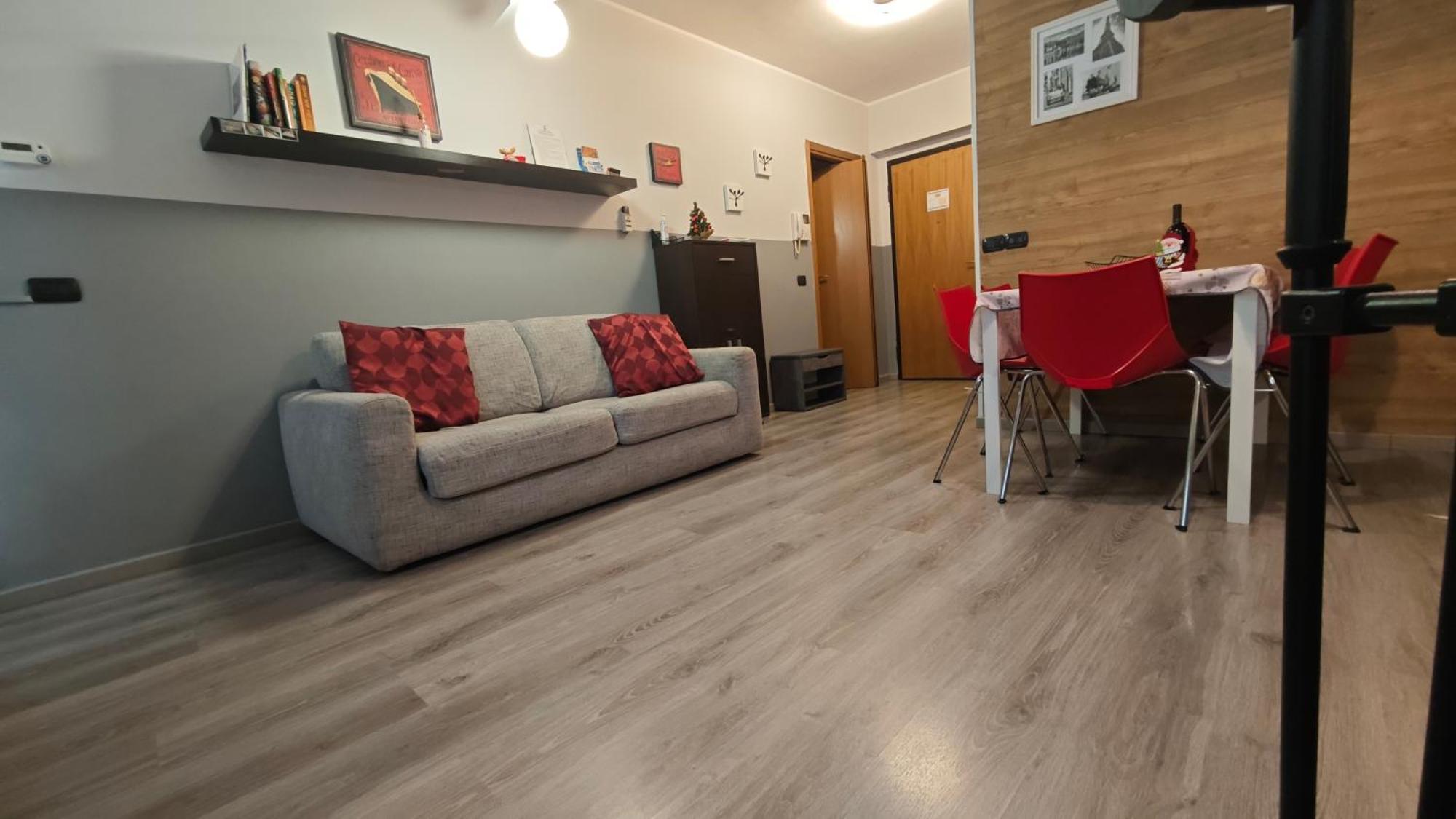 Appartamento Aleph With Private Parking, Next Train Station Como Kültér fotó